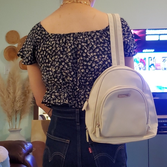 backpack purse with zipper straps